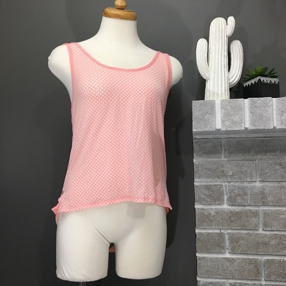 Lululemon pink patterned tank - Picture 3 of 4